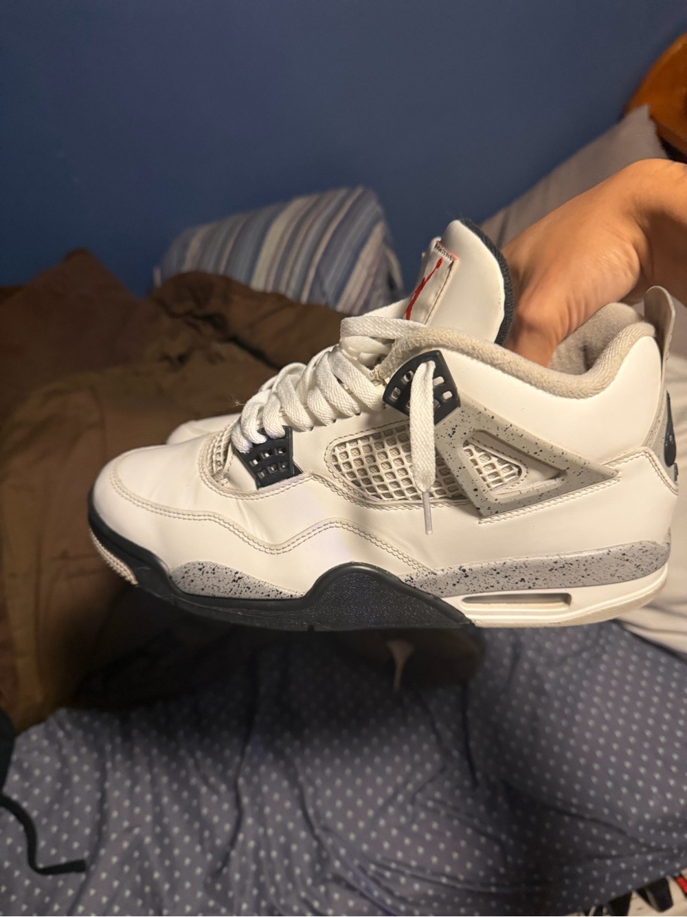 Jordan 4 White Cement, Size 10.5, Very good condition, Quick Shipping